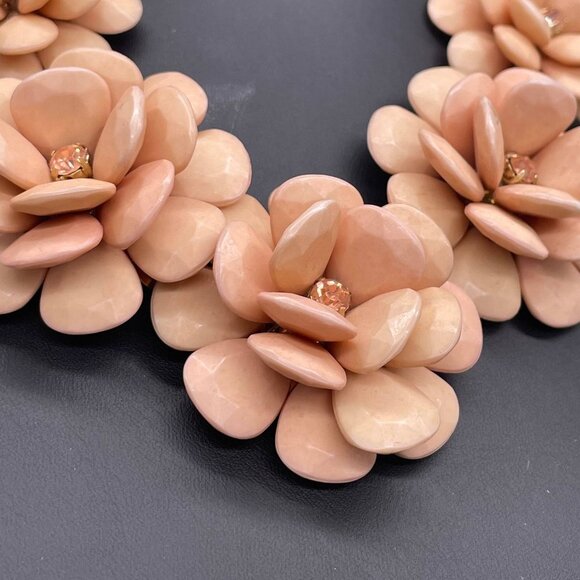 Chunky Crystal Flower Cluster Chain Statement Necklace 21 to 24 Inches Gold Tone - Picture 4 of 4